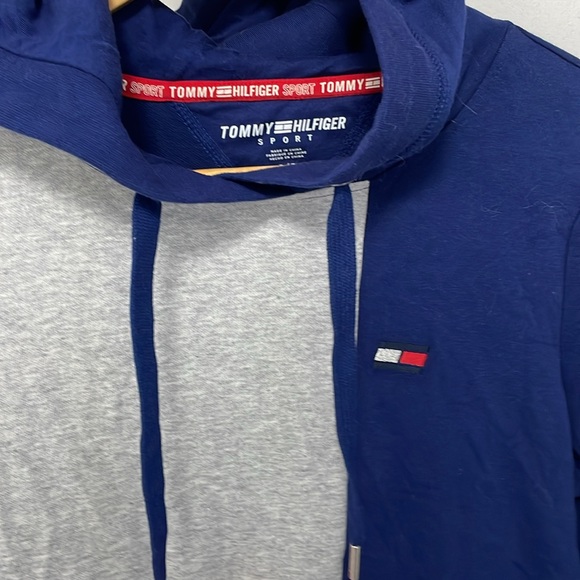 Tommy Hilfiger hooded sweater - Picture 2 of 3